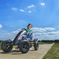 BERG Skelter XL Black Edition BFR -Exporteren Step Avontuur Winkel berg black edition bfr with boy