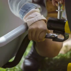 BERG Trailer S (aanhanger Voor BERG Buzzy Skelters) -Exporteren Step Avontuur Winkel berg buzzy yellow berg buzzy trailer detail scaled 1